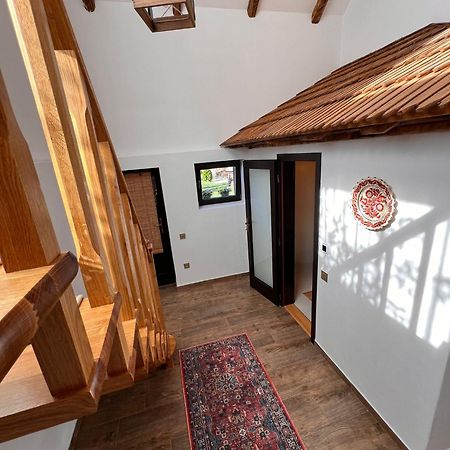 Famives Vendeghaz Bed & Breakfast Racul Екстериор снимка