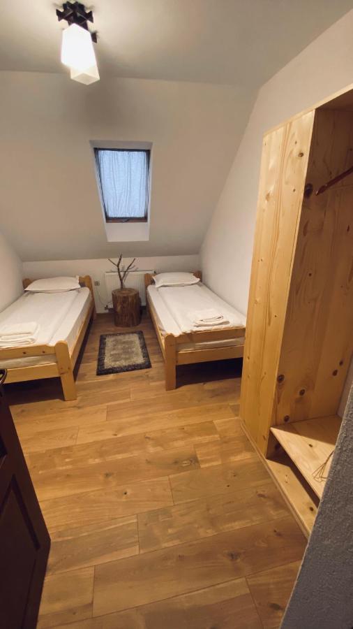 Famives Vendeghaz Bed & Breakfast Racul Екстериор снимка